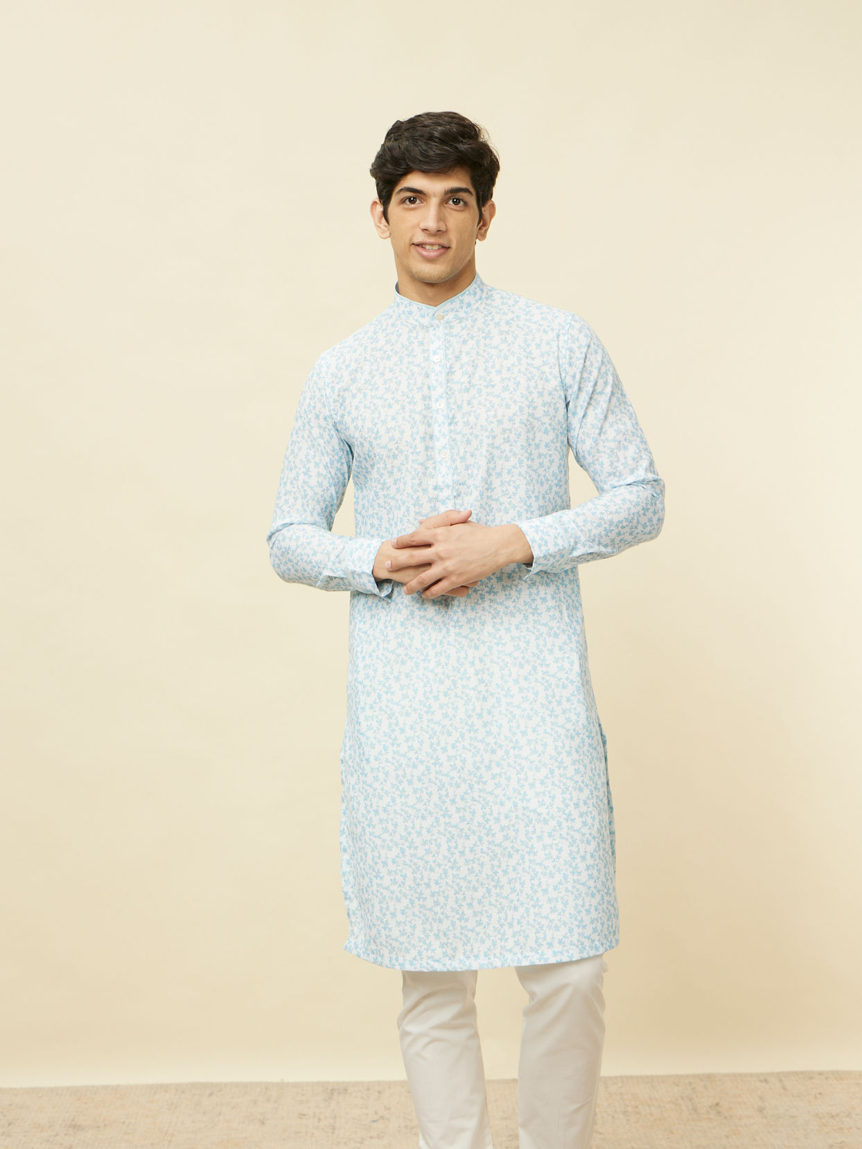 alt message - Manyavar Men Aqua Blue Bel Buti Printed Kurta image number 0